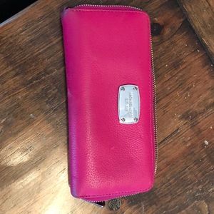Large zipper wallet